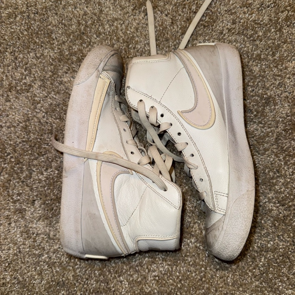 Nike High-Top Blazer Sneakers, US 6